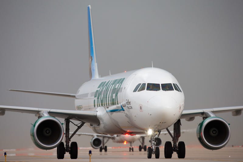 dogs on frontier airlines